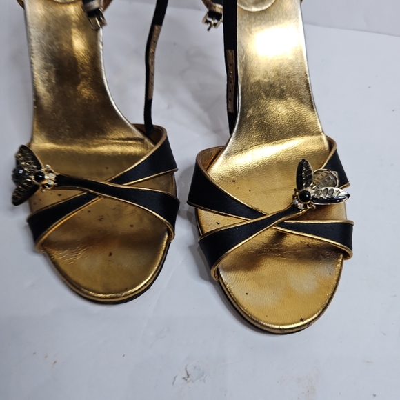 Gucci Gold Strap Stiletto Sandals with Bee Embellishment Size 8.5B - Picture 5 of 15